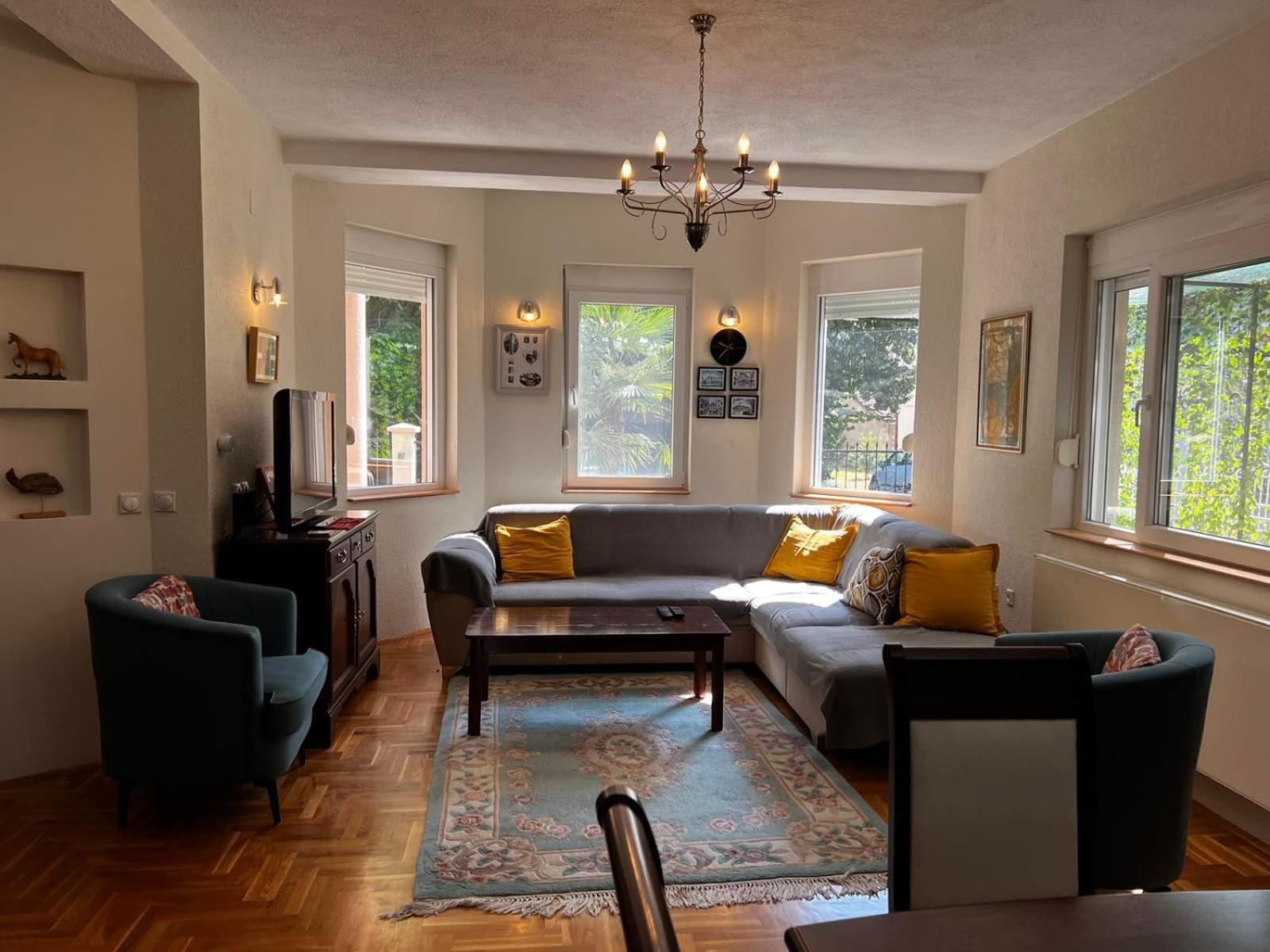 Charming Cozy Apartment 게브겔리야 외부 사진
